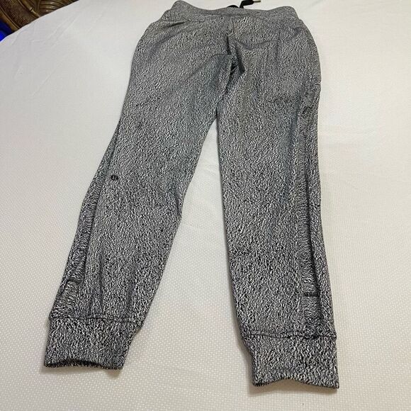 Lululemon Ready To Rulu Pant Jogger Running Leopard Jacquard White Black Size 4 - Picture 6 of 7